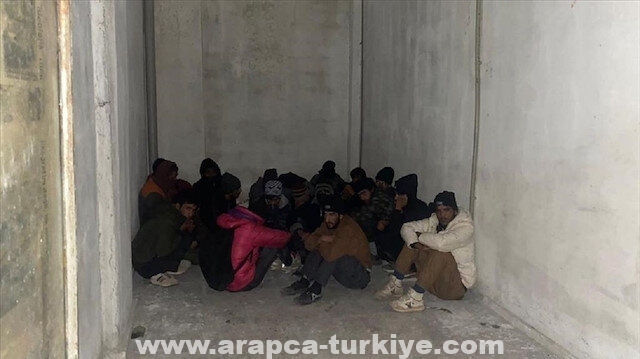 ضبط 17 مهاجرا غربي تركيا