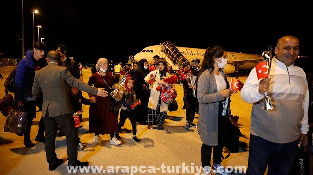 تركيا تجلي مجموعة من "أتراك أهيسكا" من أوكرانيا