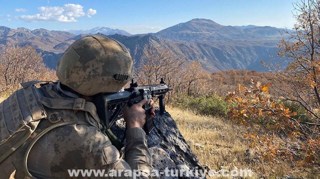 "الدفاع" التركية: تحييد 5 إرهابيين شمالي سوريا