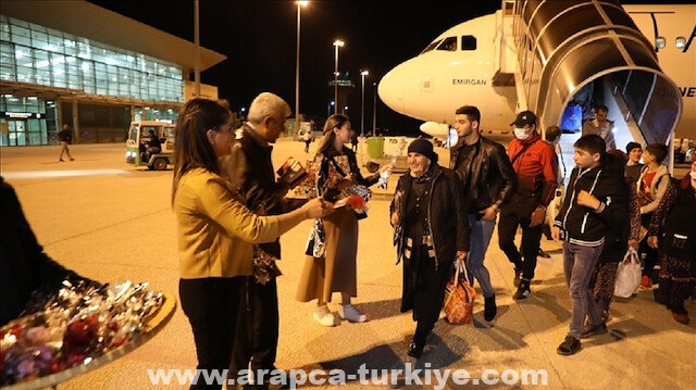 تركيا تجلي دفعة ثالثة من "أتراك أهيسكا" من أوكرانيا