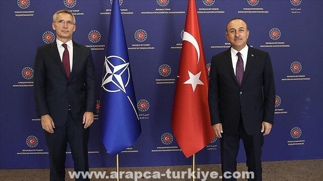 وزير الخارجية التركي وأمين عام "الناتو" يتباحثان هاتفيا