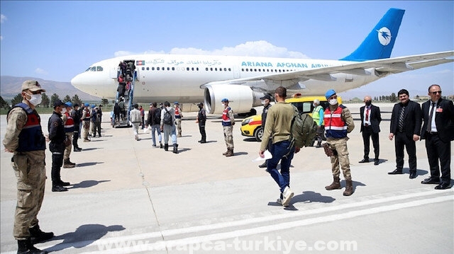 تركيا.. ترحيل 414 أفغانيا دخلوا البلاد بطرق غير قانونية