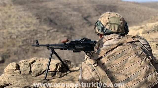 القوات التركية تحاصر إرهابيين بمغارة شمالي العراق