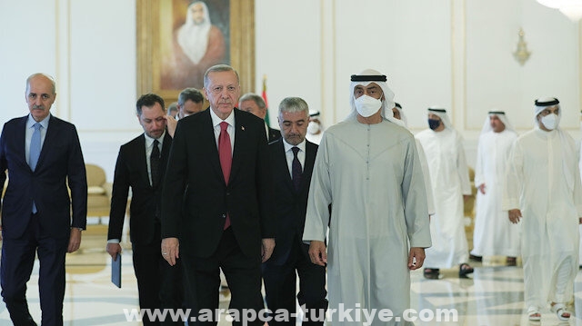 أردوغان يصل أبو ظبي للتعزية برئيس الإمارات الراحل
