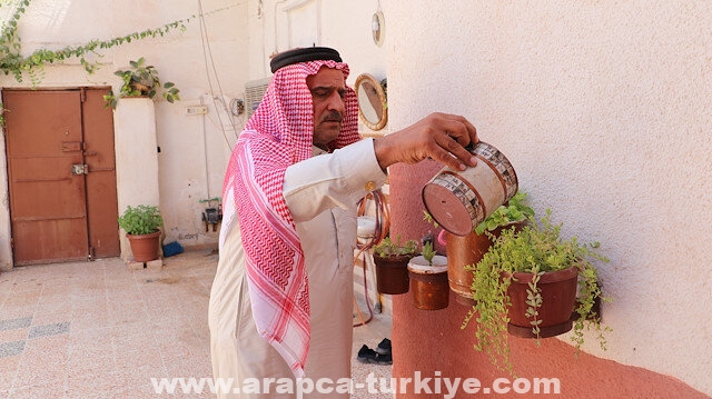 سجين سوري سابق يروي سنوات الرعب في سجن تدمر