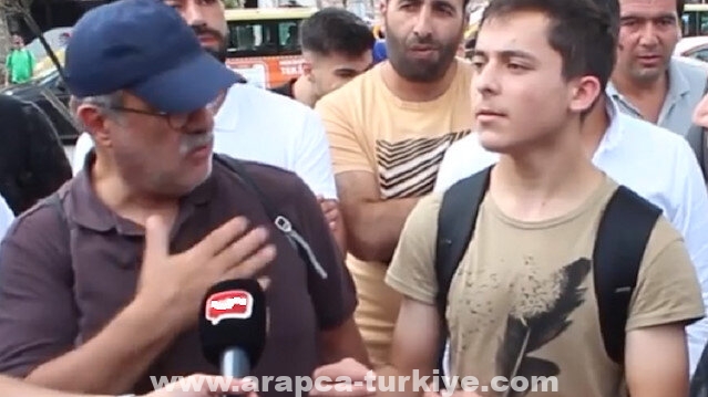 "أنا إنسان".. أتراك يتضامنون مع شاب سوري تعرض لاعتداء عنصري لفظي