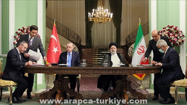 طهران.. تركيا وإيران تؤكدان التعاون في قضايا عديدة