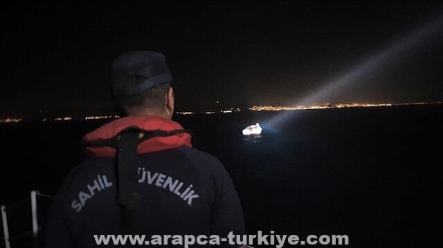 تركيا.. إنقاذ 57 مهاجرا غير نظامي قبالة سواحل إزمير