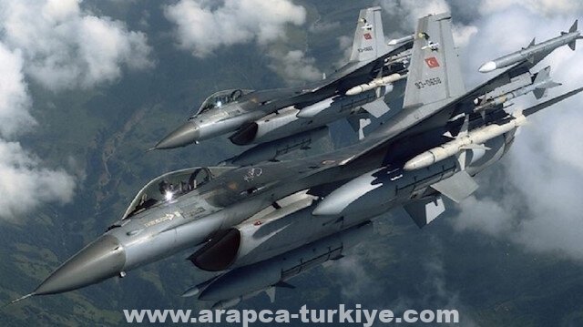 طائرات يونانية تتحرش بمقاتلات تركية في بحر إيجة