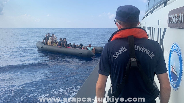 تركيا تنقذ 23 مهاجرا غير نظامي أعادتهم اليونان قسرا