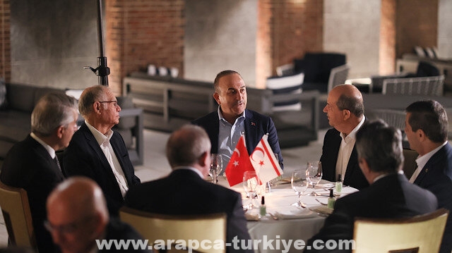 تشاووش أوغلو يلتقي رئيس قبرص التركية في نيويورك