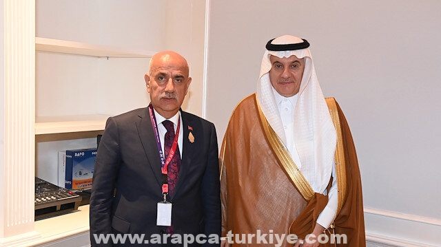 وزير الزراعة التركي يلتقي نظيره السعودي في إندونيسيا