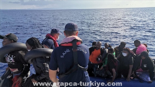 تركيا.. إنقاذ 29 مهاجرًا قبالة سواحل موغلا