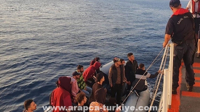 إنقاذ 48 مهاجرا غير نظامي غربي تركيا
