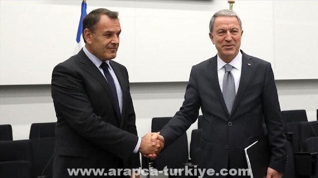 وزير الدفاع التركي يلتقي نظيره اليوناني في بروكسل