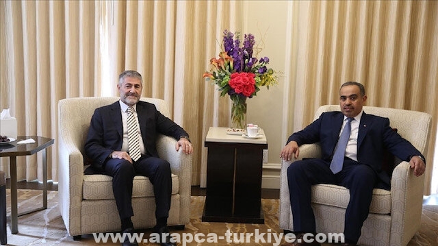 وزير المالية التركي يلتقي نظيره القطري في واشنطن