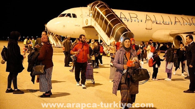أنقرة تستقبل 84 من أتراك الأهيسكا غادروا خيرسون الأوكرانية