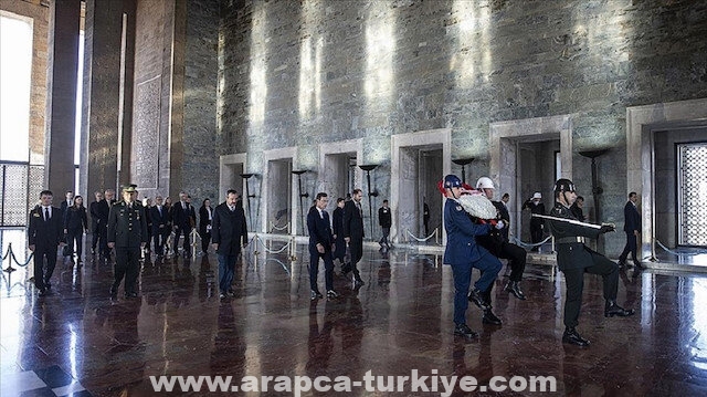 رئيس الوزراء السويدي يزور ضريح أتاتورك في أنقرة