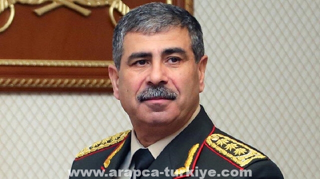 وزير الدفاع الأذربيجاني يعزي في استشهاد عسكريين أتراك