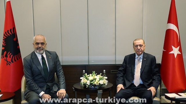 إسطنبول.. أردوغان يلتقي رئيس وزراء ألبانيا