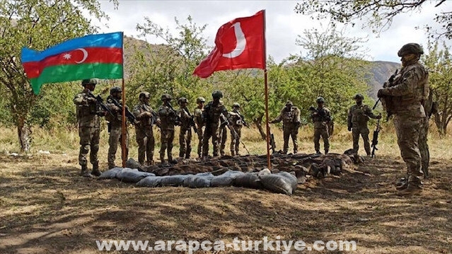 تركيا وأذربيجان تجريان مناورات عسكرية مشتركة