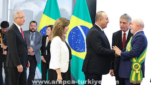 تشاووش أوغلو يشارك في مراسم تنصيب الرئيس البرازيلي لويس إيناسيو