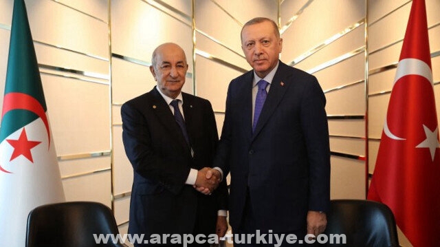 أردوغان يبحث مع نظيره الجزائري تعزيز العلاقات