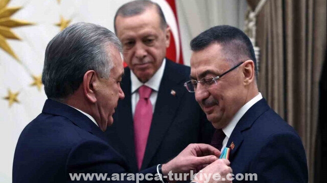 أوزبكستان تقلد نائب الرئيس التركي "وسام الصداقة"
