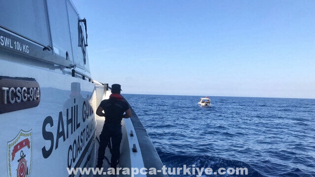 إنقاذ 62 مهاجراً غير نظامي قبالة سواحل إزمير التركية