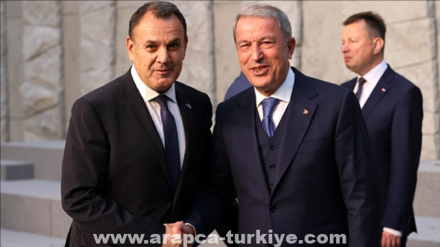 وزير الدفاع اليوناني: نرغب باستمرار التقارب مع تركيا