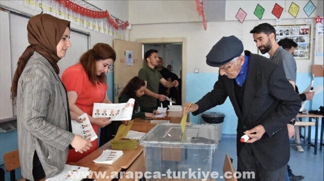 الانتخابات التركية.. منكوبو الزلزال يدلون بأصواتهم