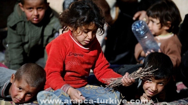 الصليب الأحمر: 90 بالمئة من السوريين تحت خط الفقر