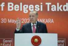أردوغان يواصل تلقي اتصالات التهنئة بفوزه بانتخابات الرئاسة