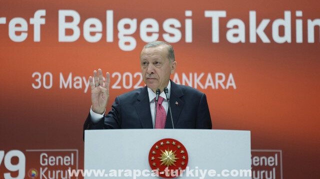 أردوغان يواصل تلقي اتصالات التهنئة بفوزه بانتخابات الرئاسة