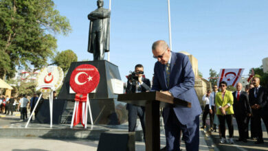 أردوغان يزور النصب التذكاري لأتاتورك في قبرص التركية