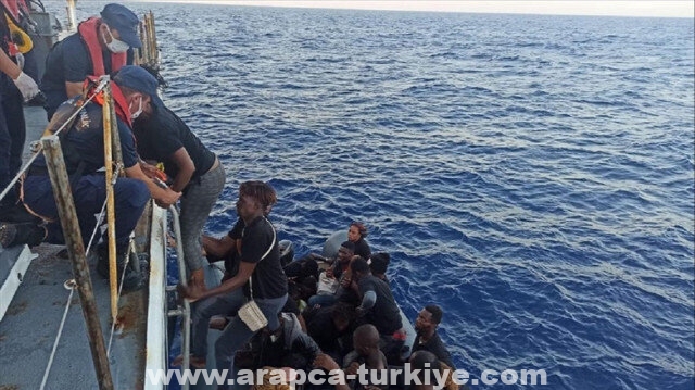 إنقاذ 33 مهاجرا غير نظامي غربي تركيا