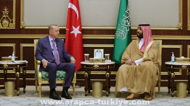 الرئيس أردوغان يلتقي ولي العهد السعودي في جدة