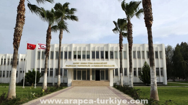 قبرص التركية تدين قرار واشنطن حول توريد السلاح للشطر الرومي