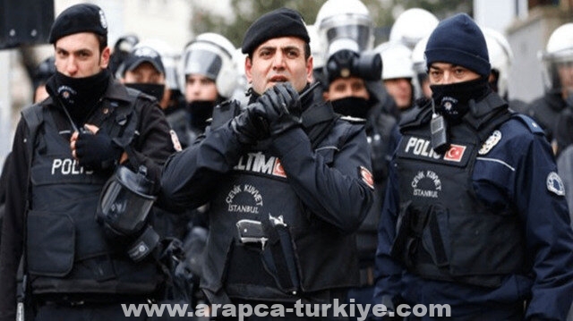 تركيا.. توقيف 23 منتميا لتنظيمات إرهابية أثناء فرارهم لليونان