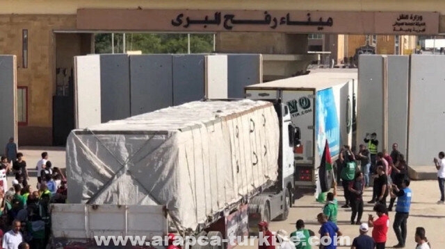 غزة.. بدء دخول قافلة مساعدات ثانية عبر معبر رفح