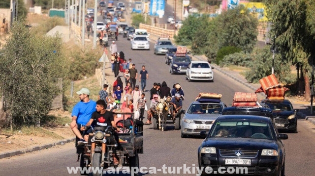 غزة.. مئات الأسر الفلسطينية تواصل النزوح إلى جنوب القطاع