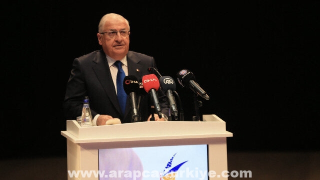 وزير الدفاع التركي: سنواصل بحزم مكافحة الإرهاب