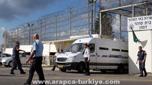 عمليات نقل جماعية بحق المعتقلين الفلسطينيين في سجون الاحتلال الإسرائيلي