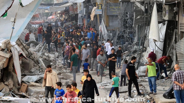 "حكومة غزة": 70 بالمئة من سكان القطاع نزحوا قسرا عن منازلهم