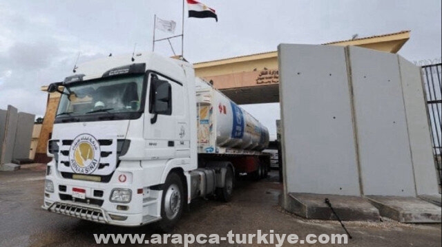 غزة.. دخول 200 شاحنة مساعدات الإثنين عبر معبر رفح
