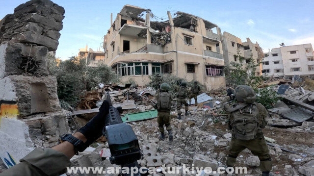 إعلام الاحتلال: مقتل وإصابة عشرات الجنود "بنيران صديقة" بغزة