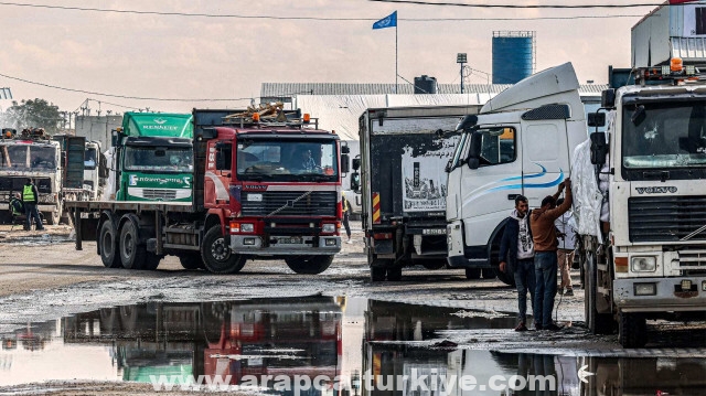 يمينيون إسرائيليون يحاولون مجددا منع دخول مساعدات إنسانية إلى غزة