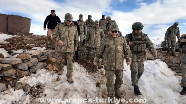 تركيا.. قائد القوات البرية يتفقد وحدات عسكرية على حدود العراق