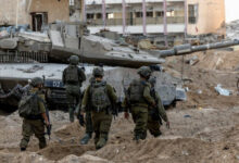القسام تعلن مقتل جنود إسرائيليين وتدمير آليات وقصف سديروت