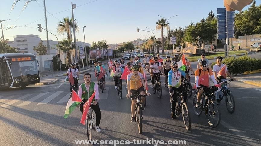 شانلي أورفا التركية.. مسيرة درجات هوائية دعما لفلسطين